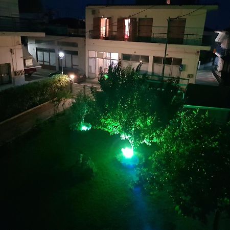 Magdalinos Apartments Nea Skioni Ngoại thất bức ảnh